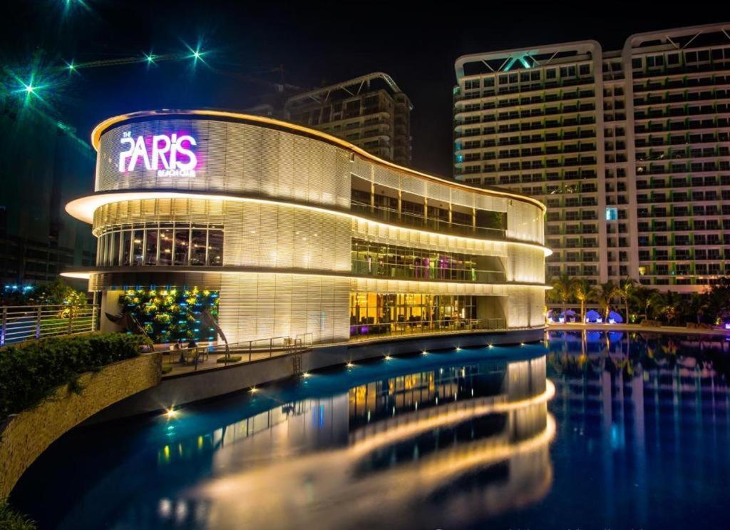 Azure Urban Resort Paranaque City Esterno foto